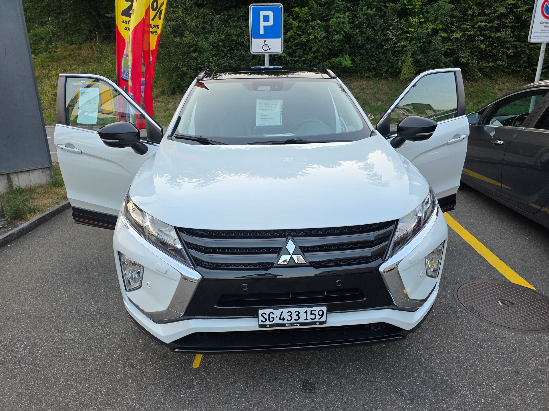 MITSUBISHI Eclipse Cross 1.5 T-Mivec Diamond Swiss 4WD CVT-showroom-element-2