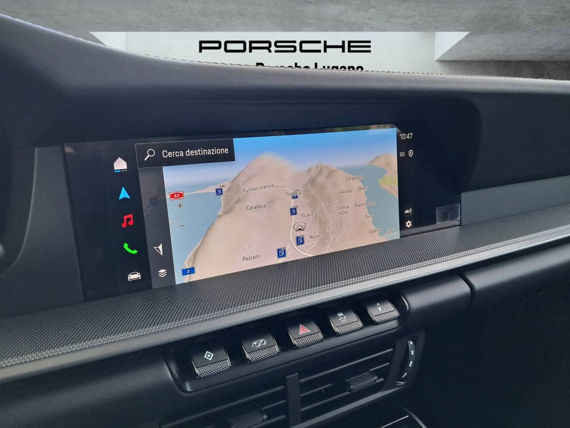 PORSCHE 911 Carrera 4S-image-19