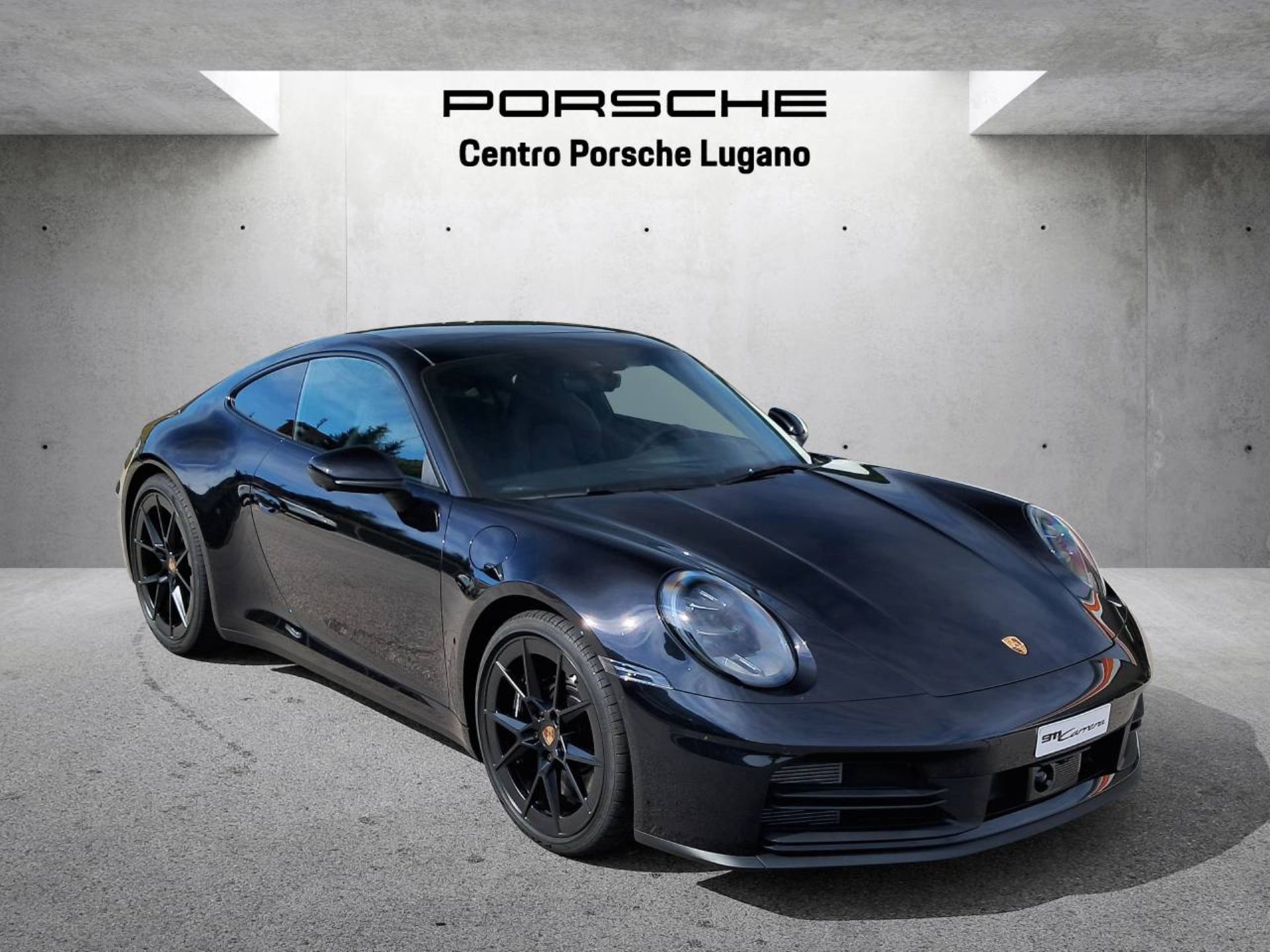 PORSCHE 911 Carrera 4S-image-5