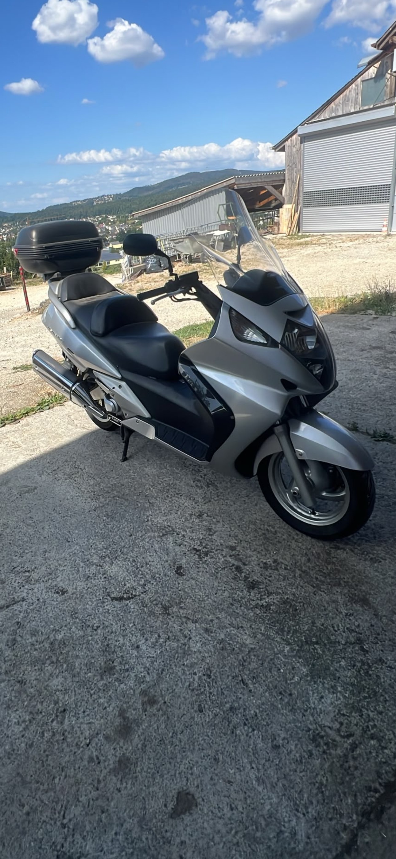 HONDA FJSB 600 Silver Wing-image-1