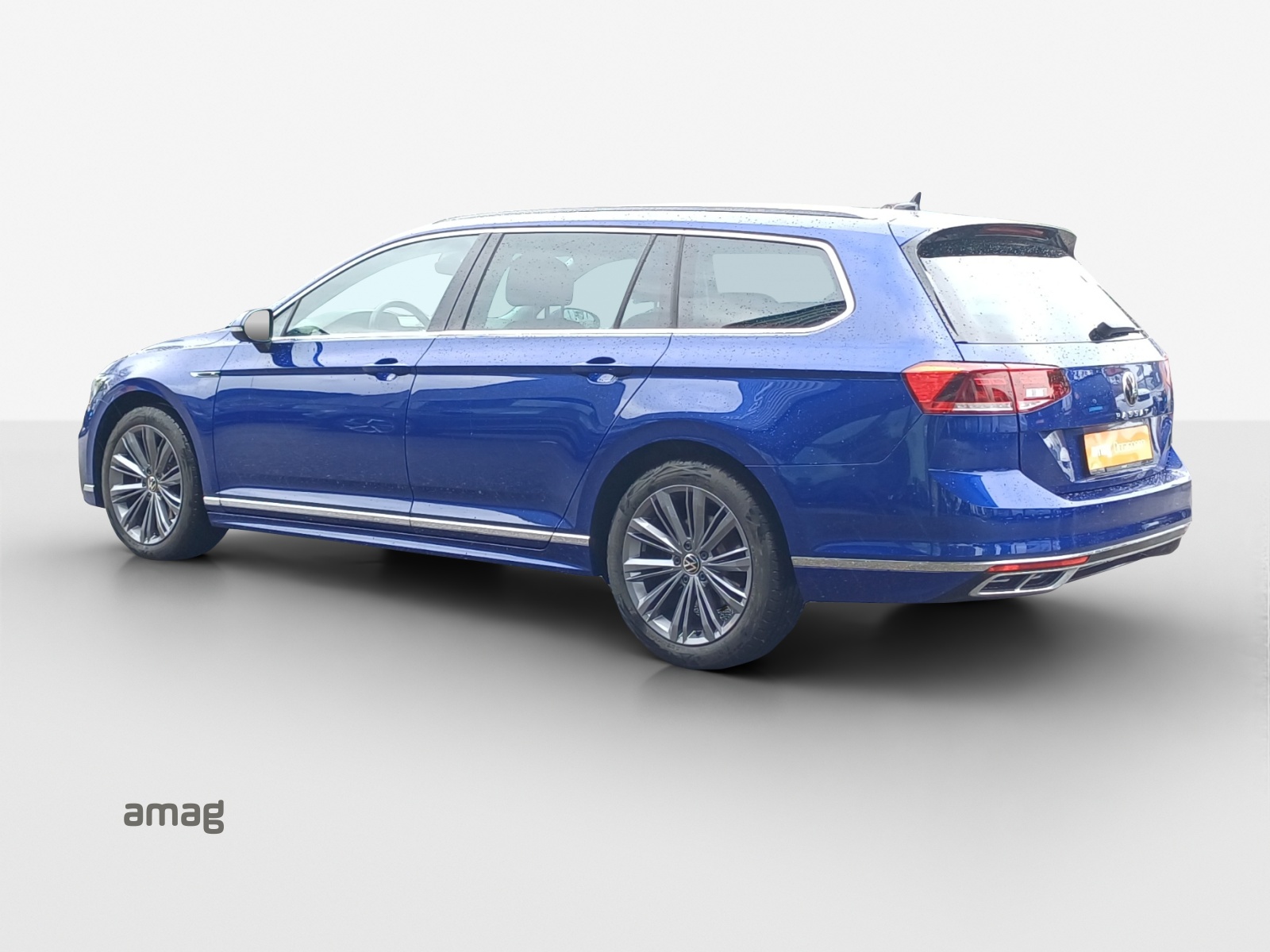 VW Passat 2.0 TDI BMT Elegance DSG-showroom-element-2