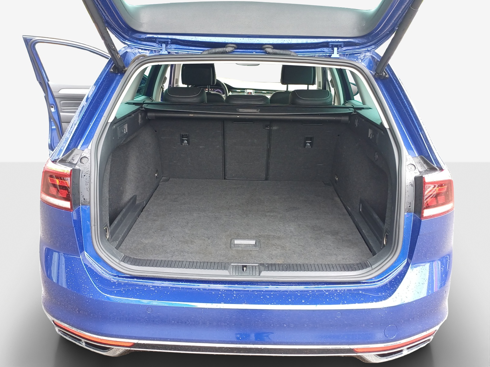 VW Passat 2.0 TDI BMT Elegance DSG-image-12