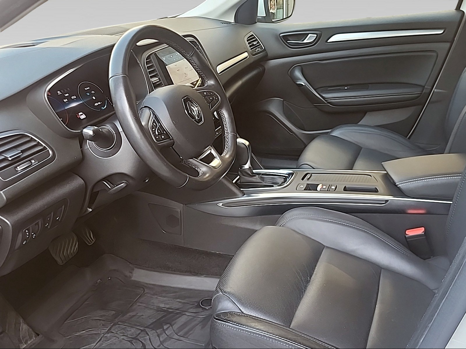 RENAULT Mégane Grandtour-image-12