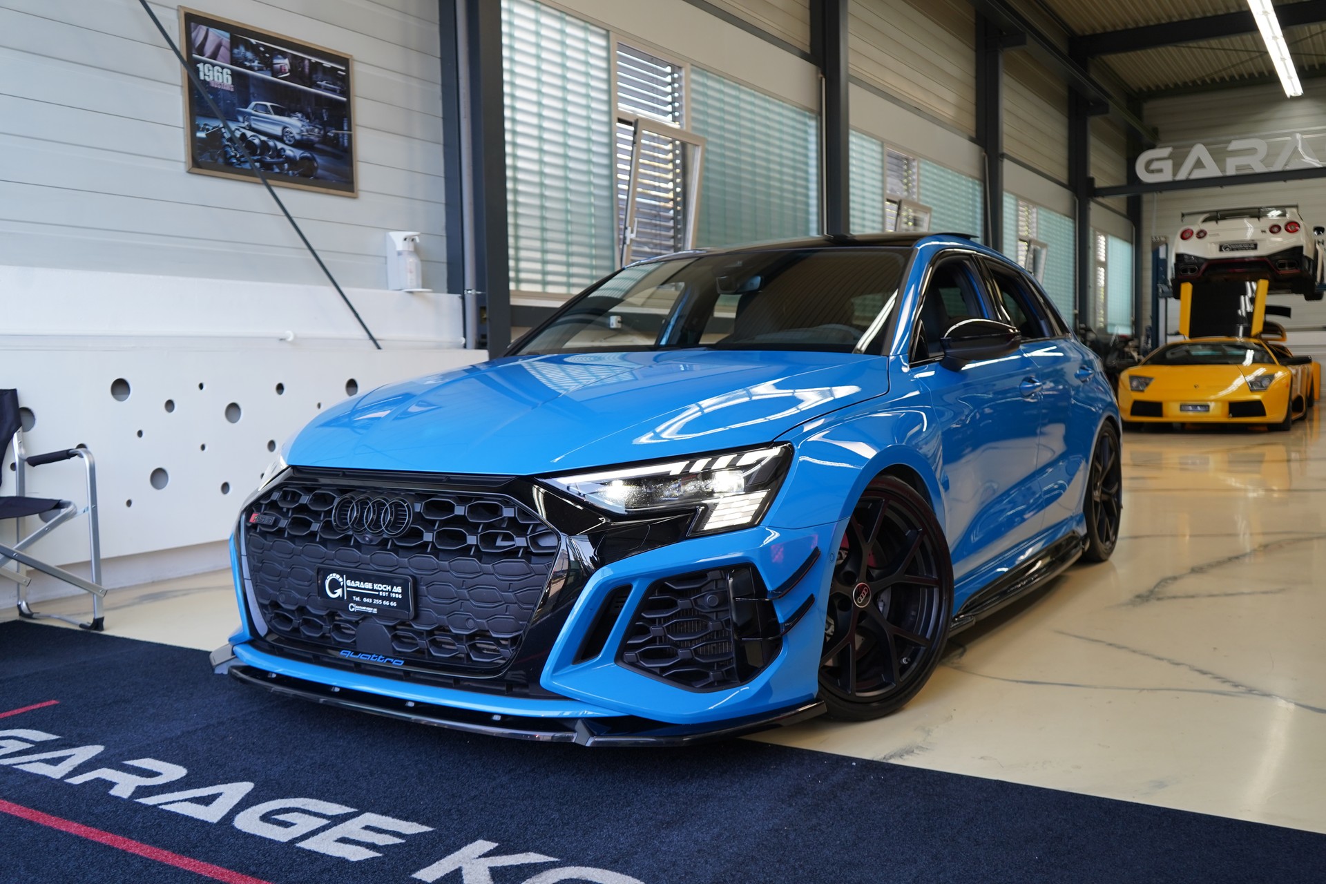 AUDI RS3 Sportback 2.5 TSI quattro S-tronic / Turbo-Blau * APR *