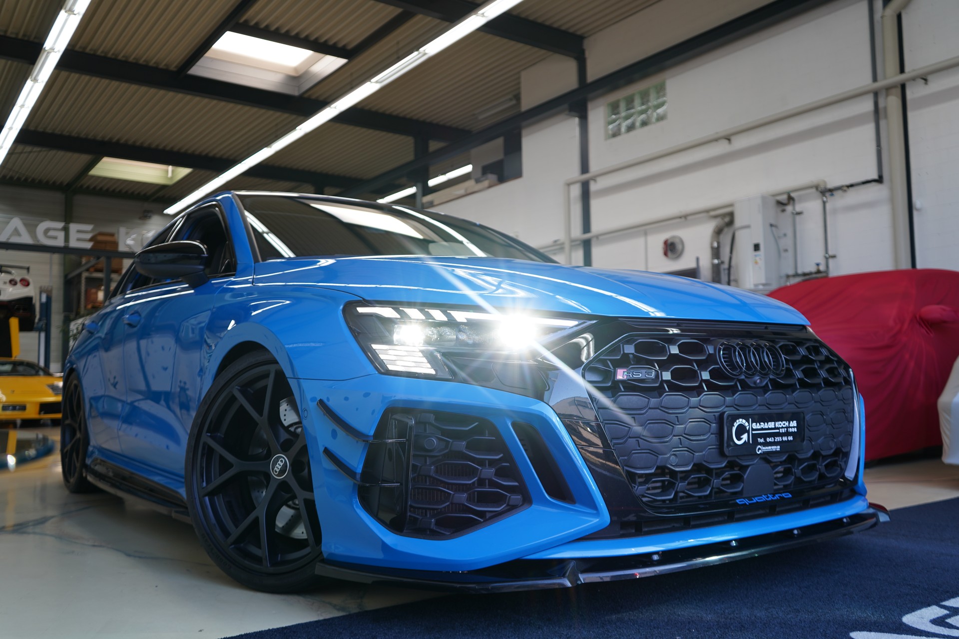 AUDI RS3 Sportback 2.5 TSI quattro S-tronic / Turbo-Blau * APR *-image-12