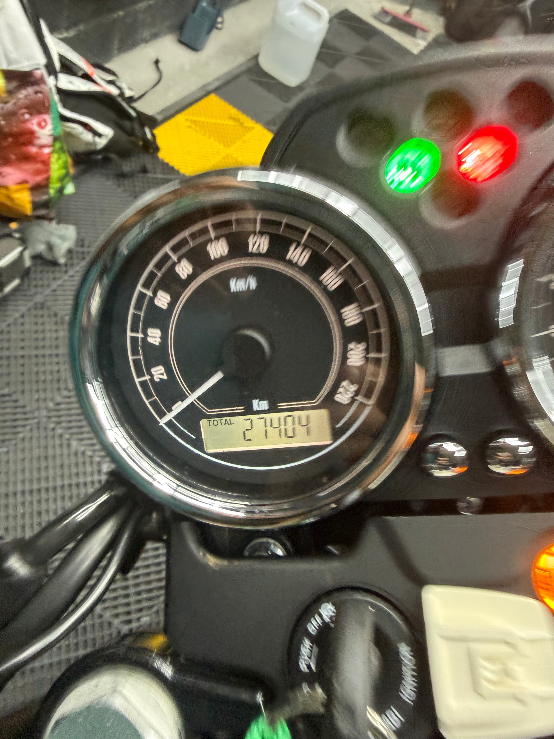 MOTO GUZZI V7 II Racer 750 ABS-image-4