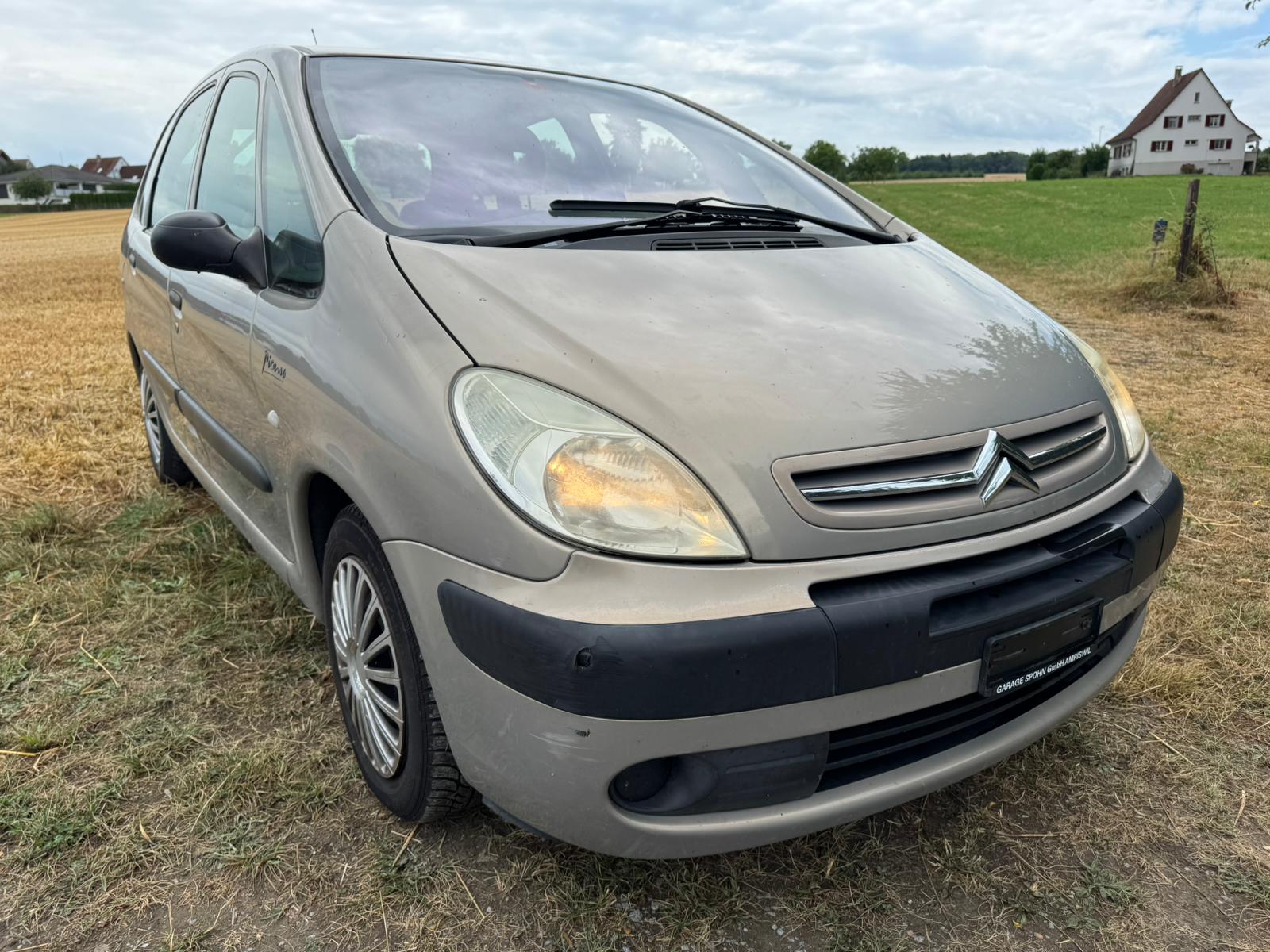 CITROEN Xsara Picasso 1.8i 16V Exclusive-image-2