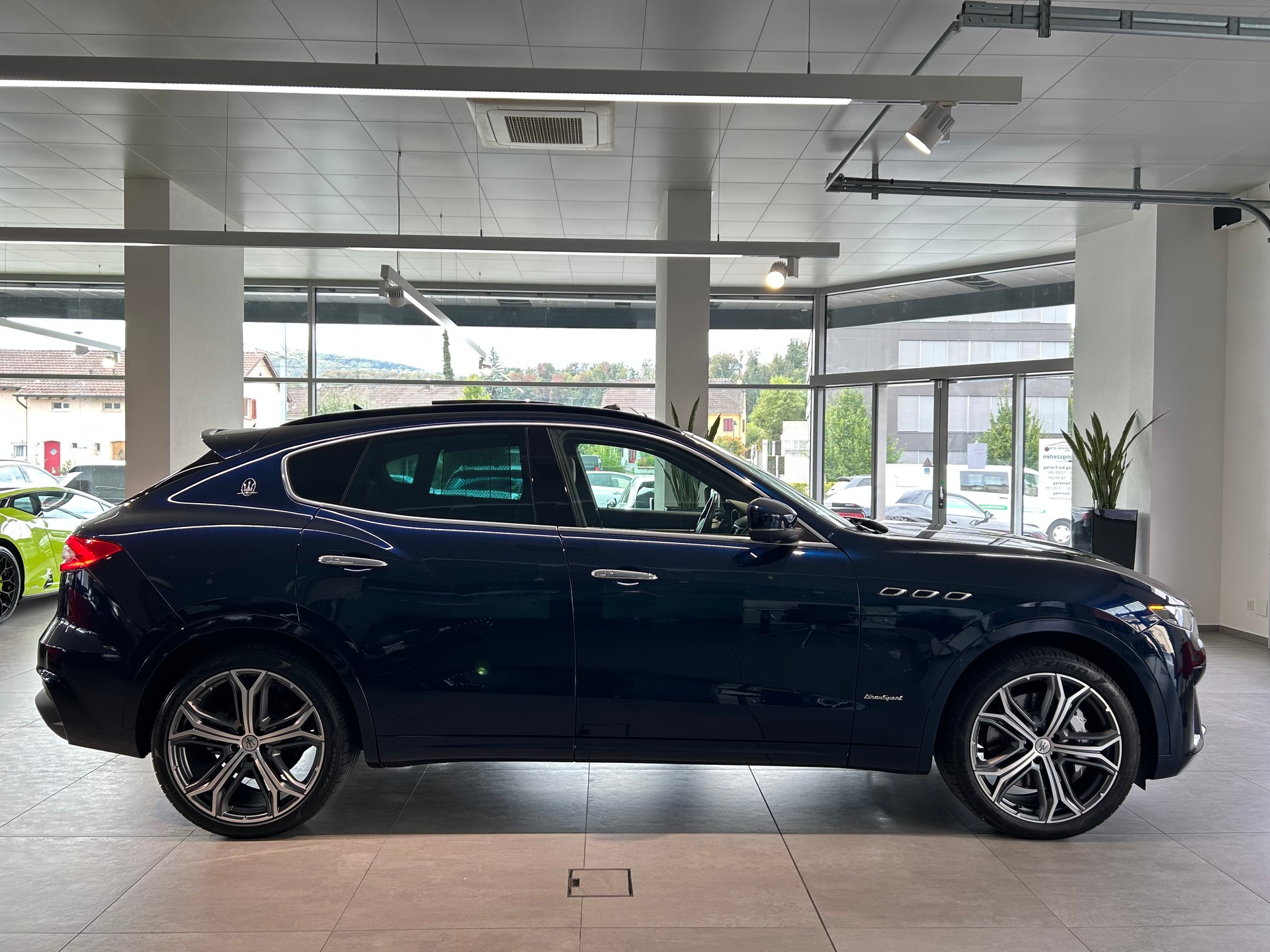 MASERATI Levante S 3.0 V6 GranSport Automatica Top Zustand !-showroom-element-3