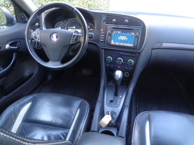 SAAB 9-3 2.0T Griffin Aero XWD Automatic-image-3