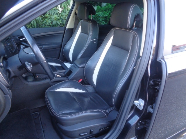 SAAB 9-3 2.0T Griffin Aero XWD Automatic-image-6