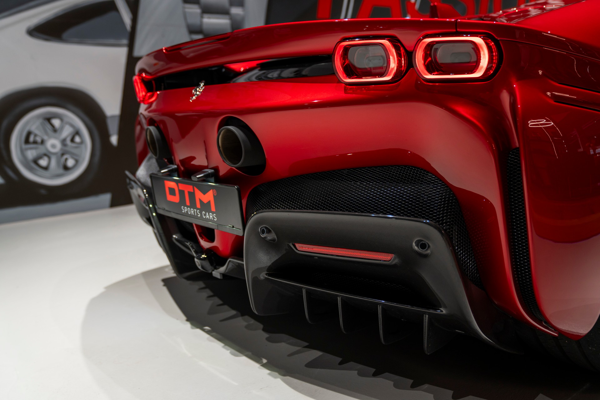 FERRARI SF90 Spider-image-7