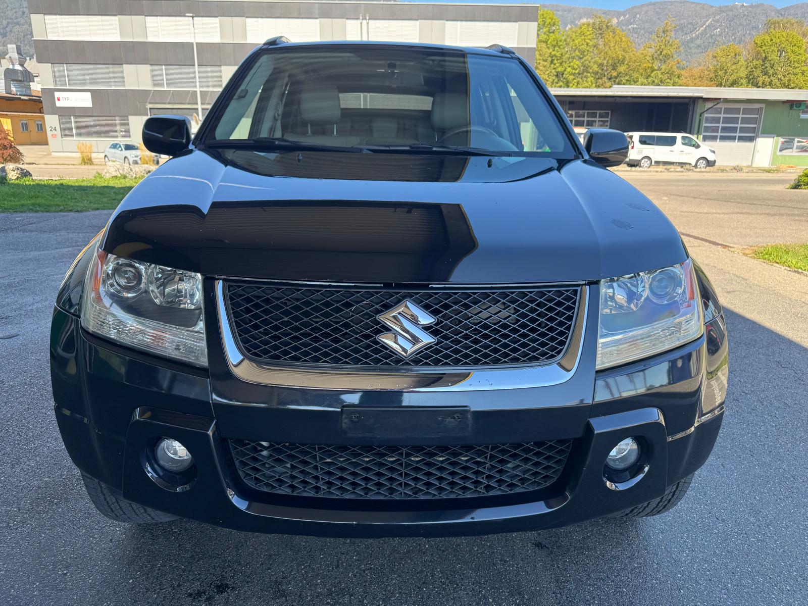 SUZUKI Grand Vitara 2.7 24V V6 Top