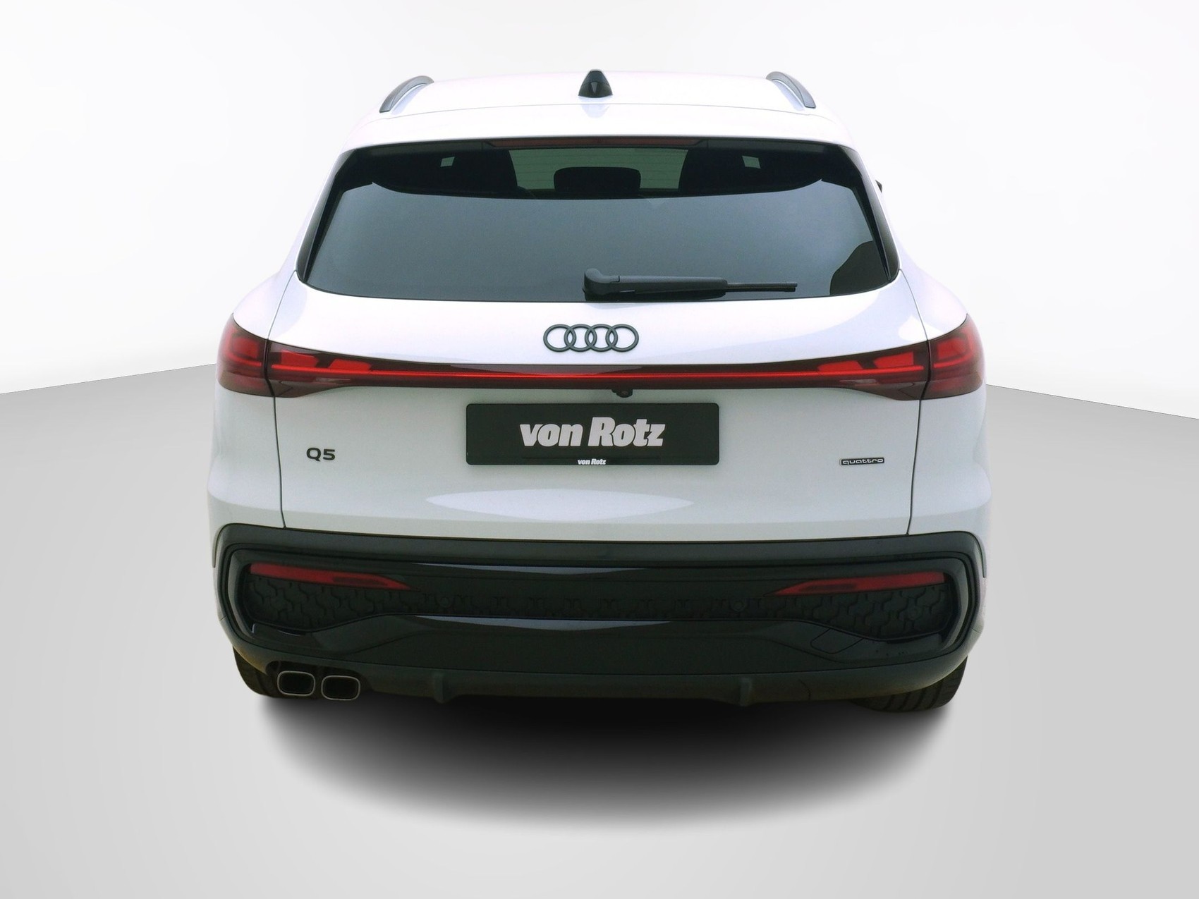 AUDI Q5 2.0 TDI S line quattro S-Tronic-showroom-element-2