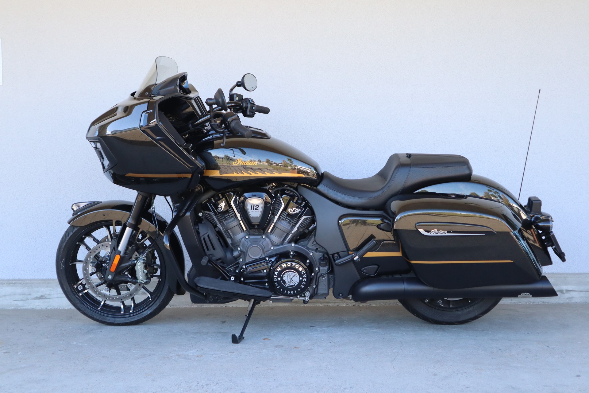INDIAN Challenger Dark Horse 112-image-3