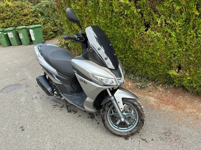 APRILIA SXR 50 (45kM/h)-image-4