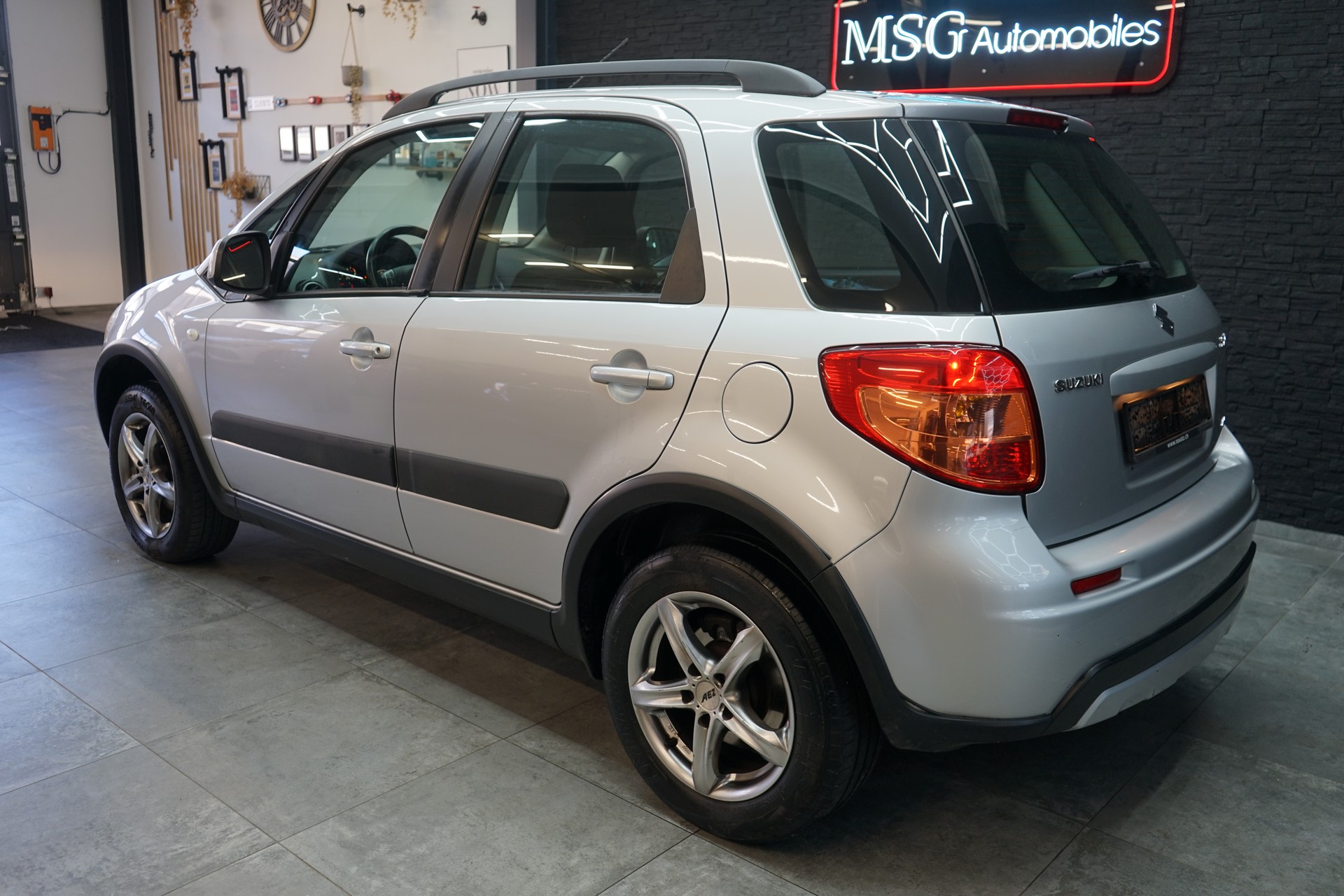 SUZUKI SX4 1.6 16V GL Top 4WD-showroom-element-2