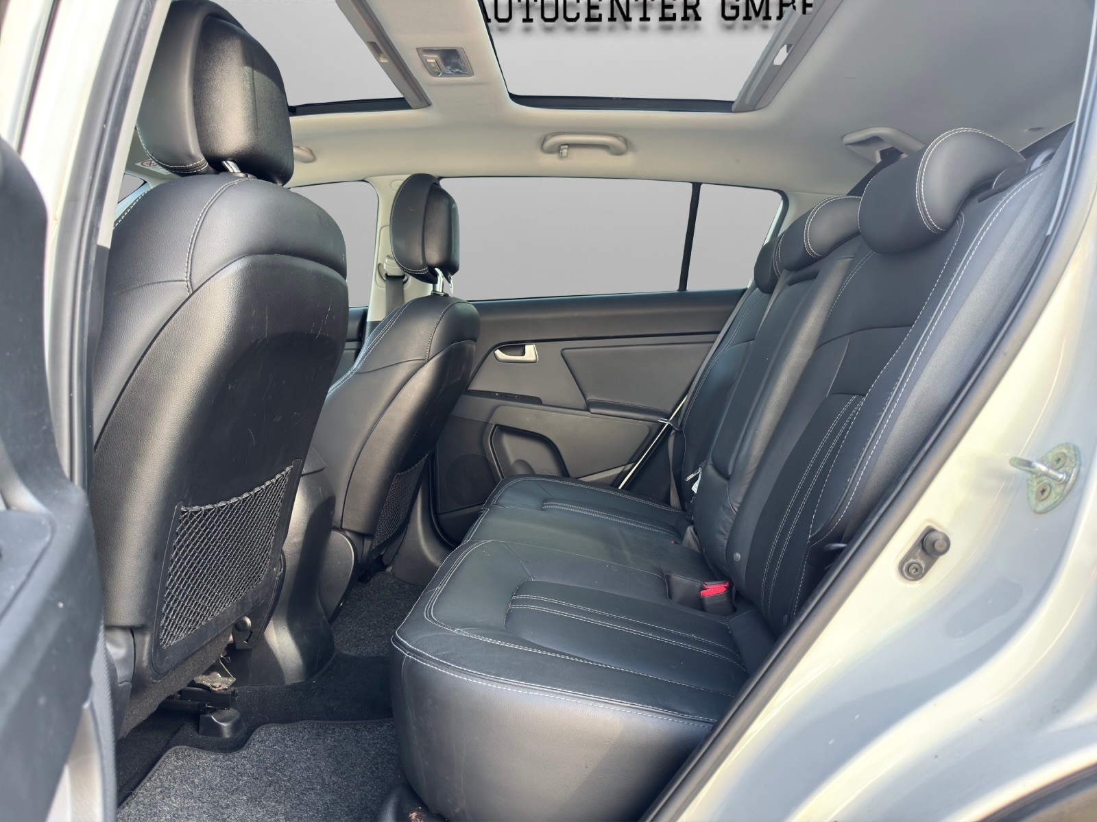 KIA Sportage 2.0 CRDi Trend 4WD Automatic *Vollausstattung*-image-10