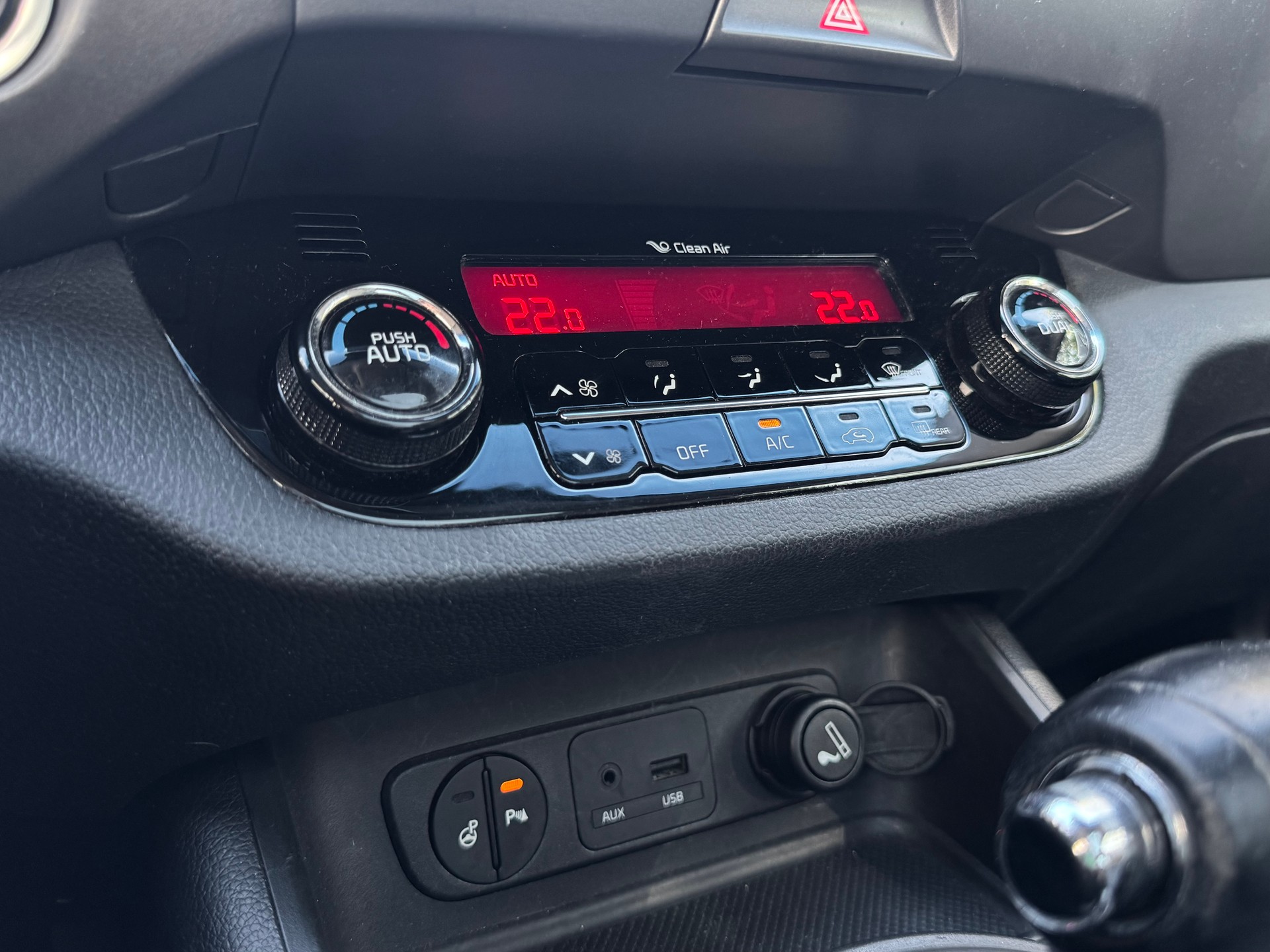 KIA Sportage 2.0 CRDi Trend 4WD Automatic *Vollausstattung*-image-18