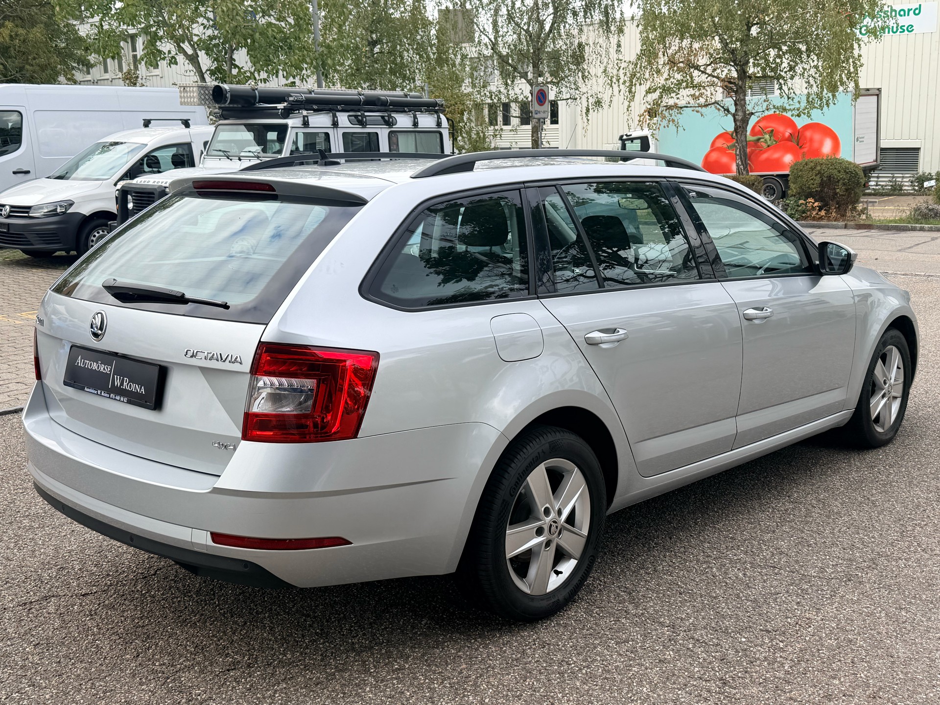SKODA Octavia Combi 2.0 TDI Ambition 4x4 DSG-showroom-element-2