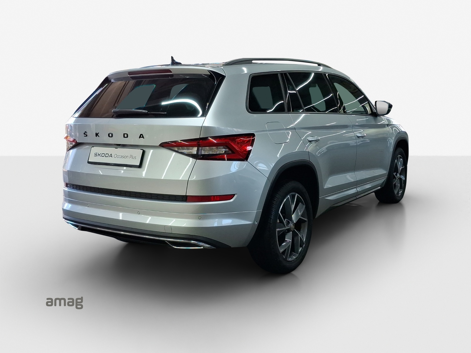 SKODA Enyaq iV 60-image-4