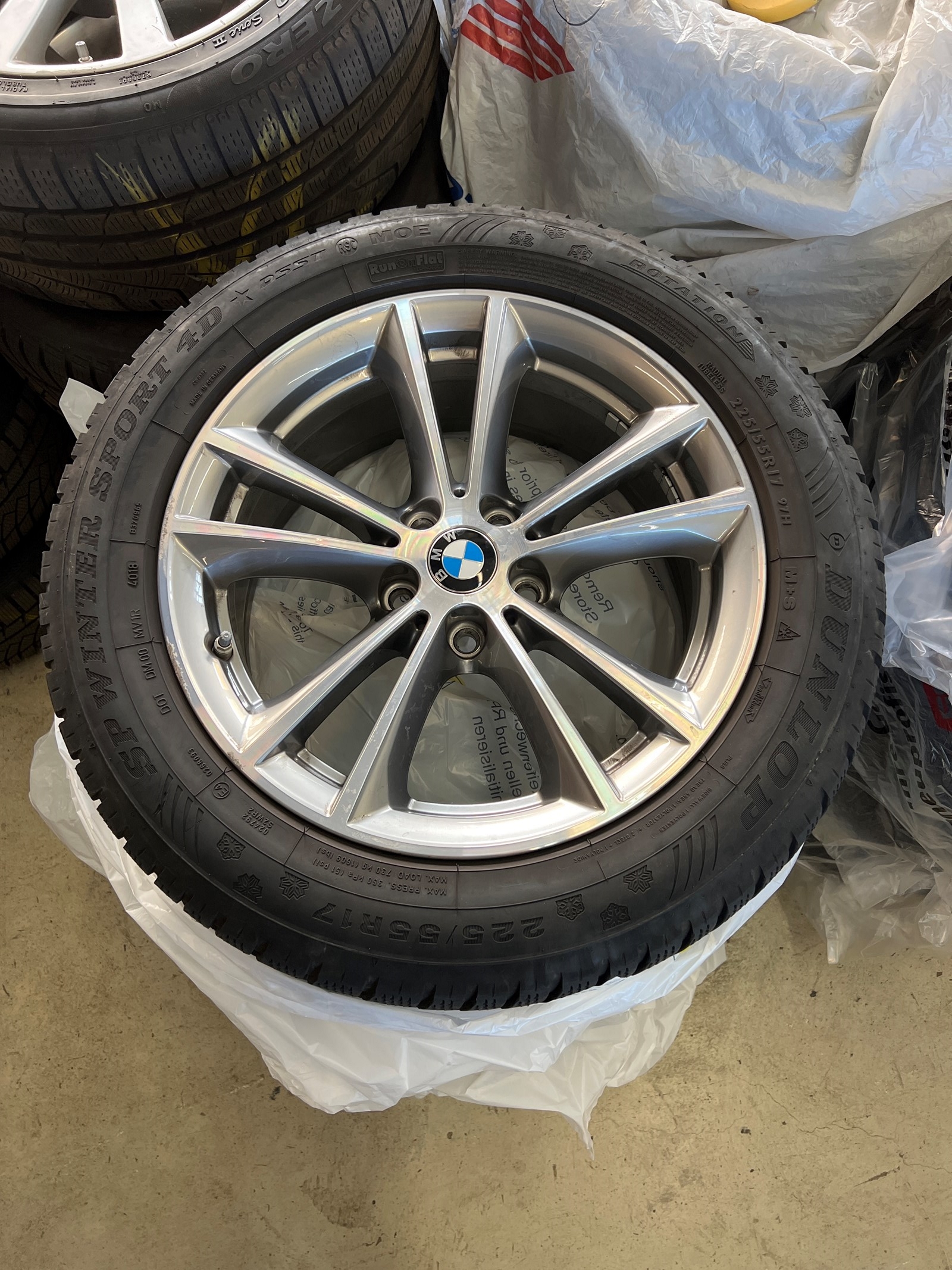 BMW 520d xDrive Essential Edition Steptronic-image-15