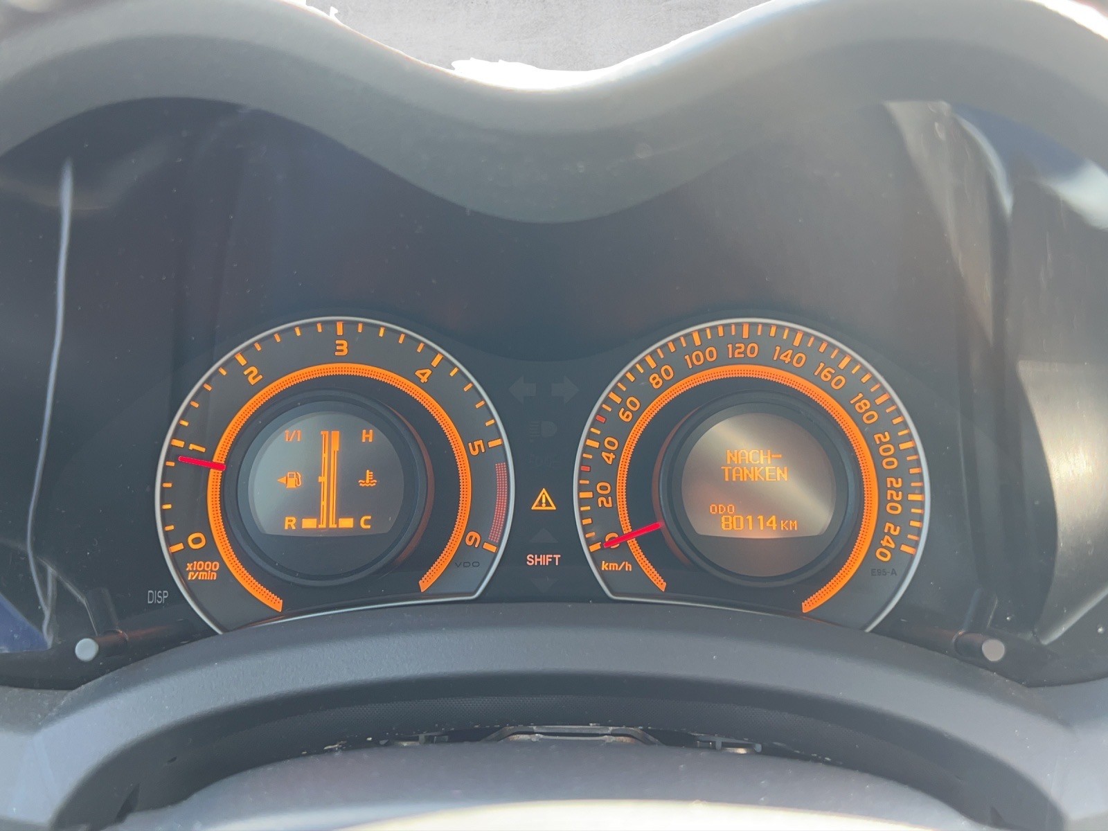 TOYOTA Auris 2.2 D-4D CleanPower Linea Sol Premium-image-16