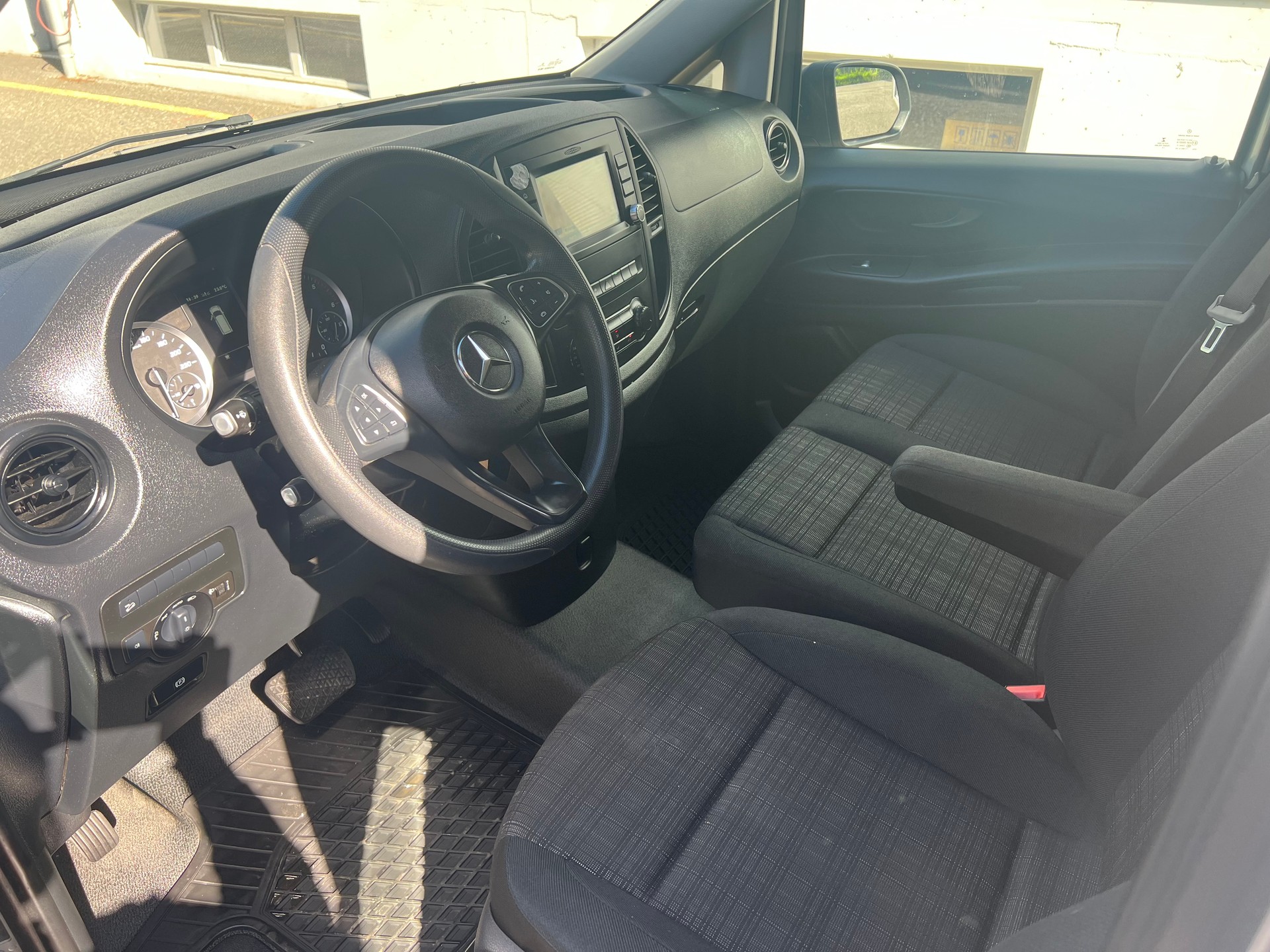 MERCEDES-BENZ Vito 119 CDI Lang 4Matic 7G-Tronic-image-6