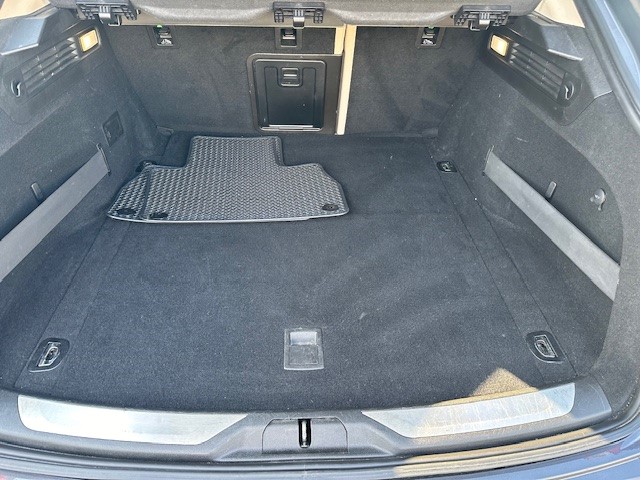 MASERATI Levante 3.0 V6 GranLusso-image-12