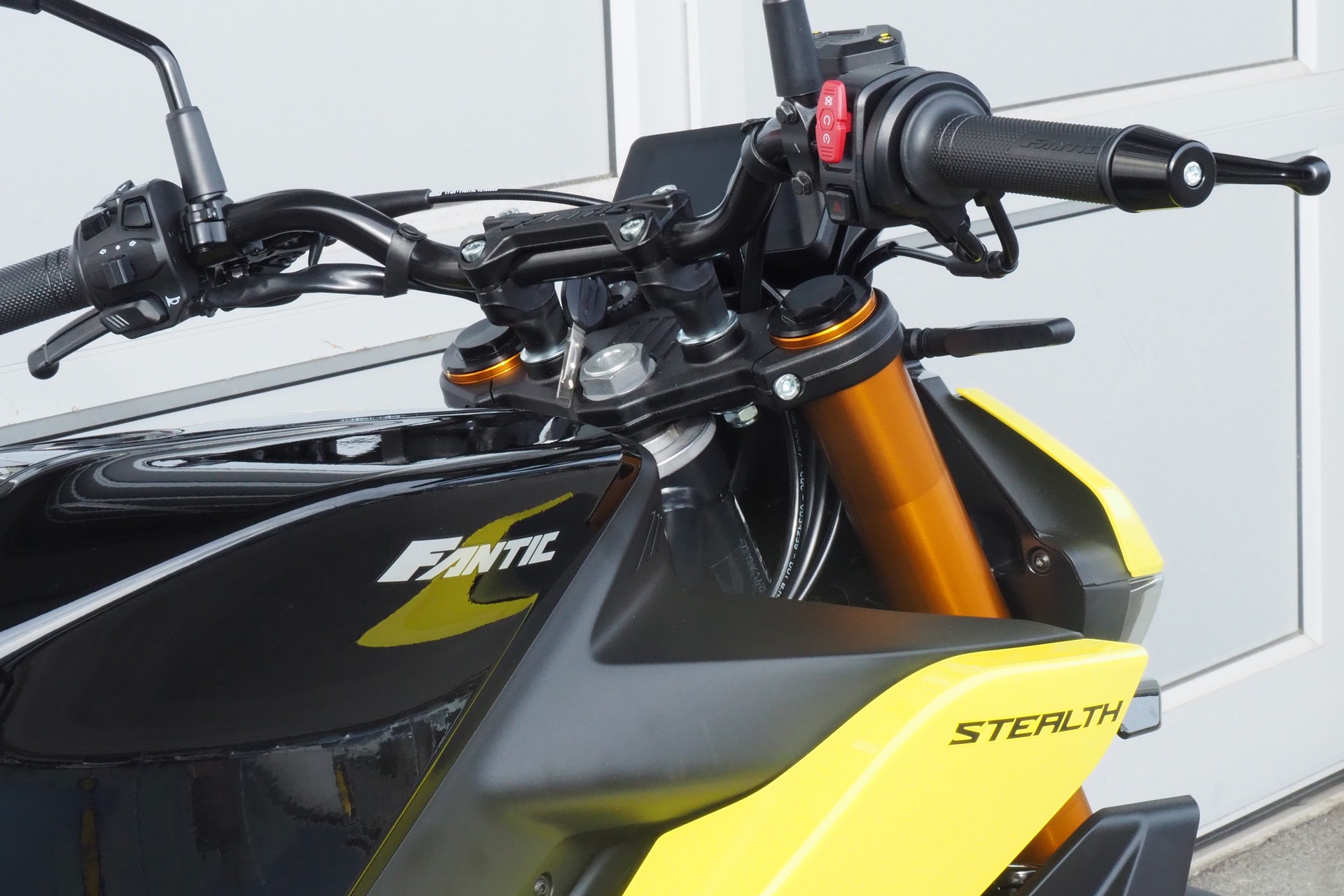 FANTIC STEALTH 125-image-8