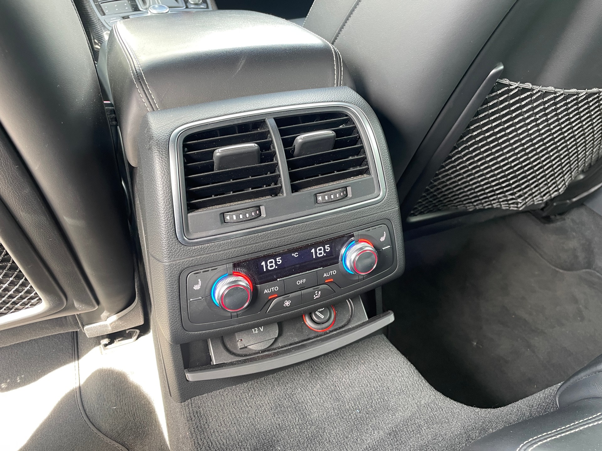 AUDI S7 Sportback 4.0 TFSI V8 quattro S-tronic-image-11