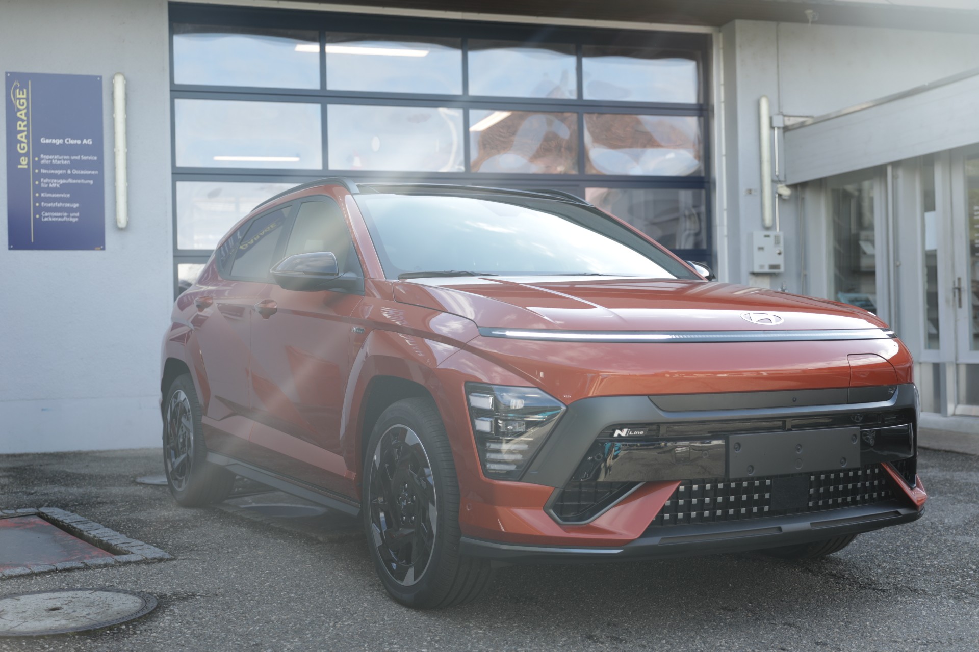 HYUNDAI Kona EV 65.4 kWh N Line-showroom-element-3