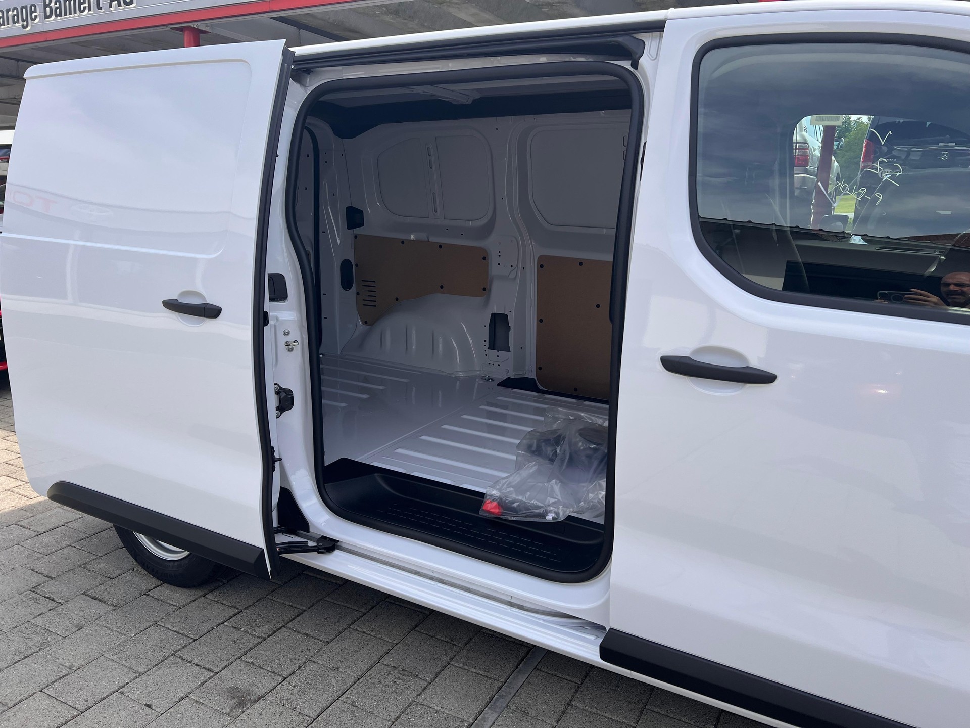 TOYOTA PROACE Van L1 1.5 D Active-image-9