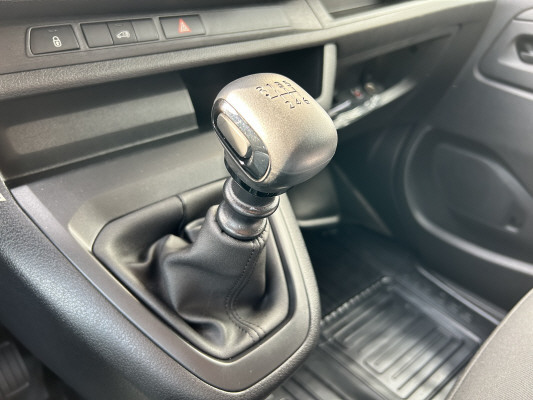 TOYOTA Proace 1.5D Panel M Activ-image-12
