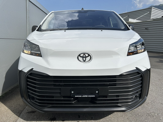 TOYOTA Proace 1.5D Panel M Activ-image-1
