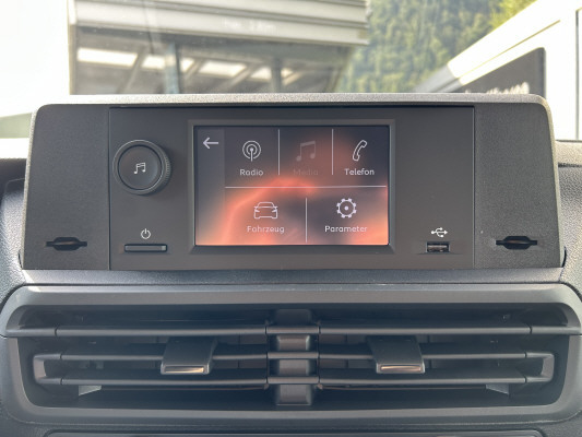TOYOTA Proace 1.5D Panel M Activ-image-10