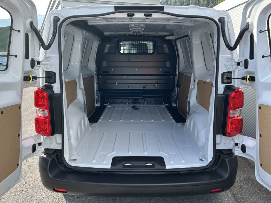 TOYOTA Proace 1.5D Panel M Activ-image-5
