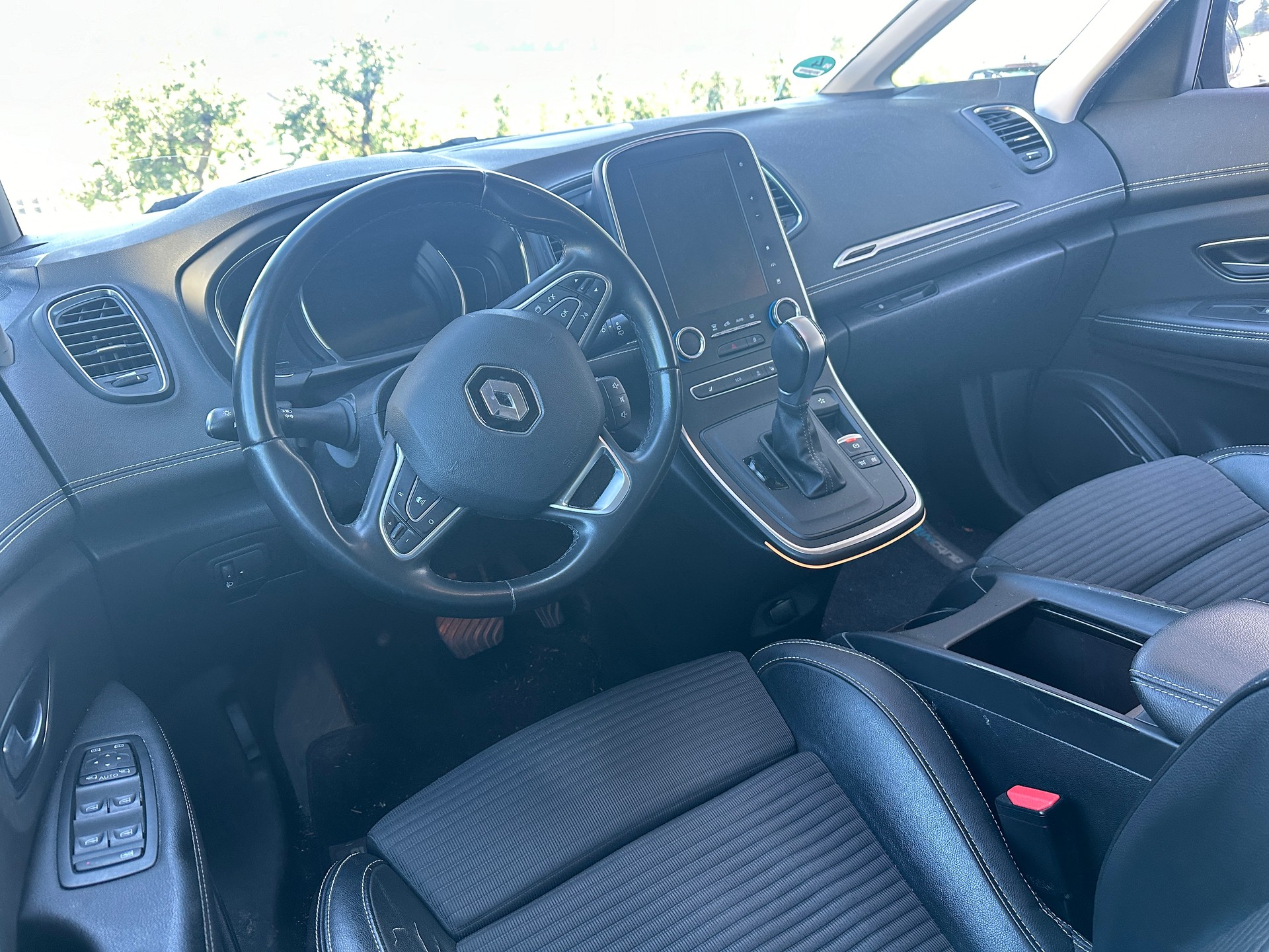 RENAULT Grand Scénic 1.3 16V Turbo Business Line EDC-image-11