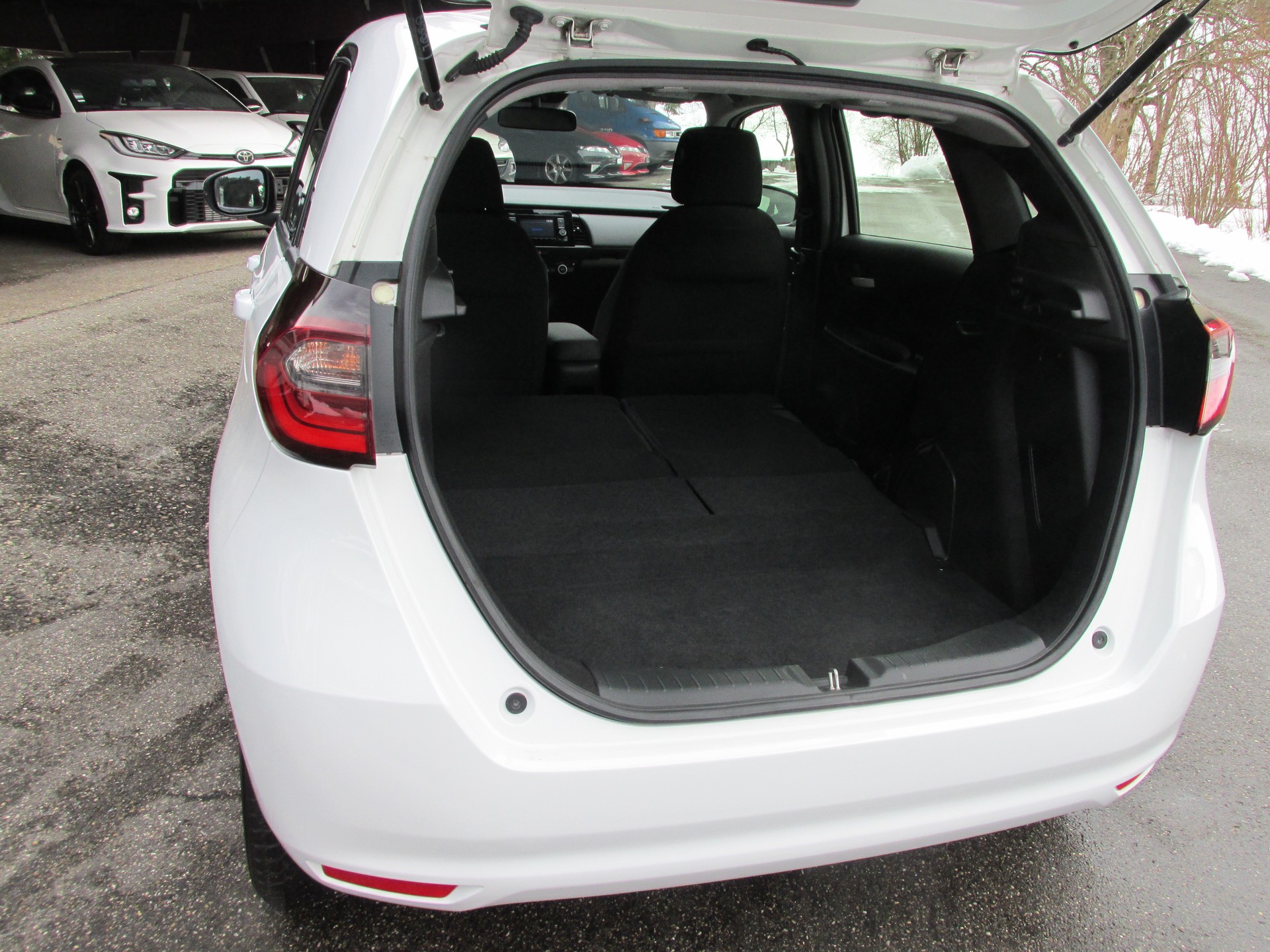 HONDA Jazz 1.5i-MMD Comfort E-CVT-image-7