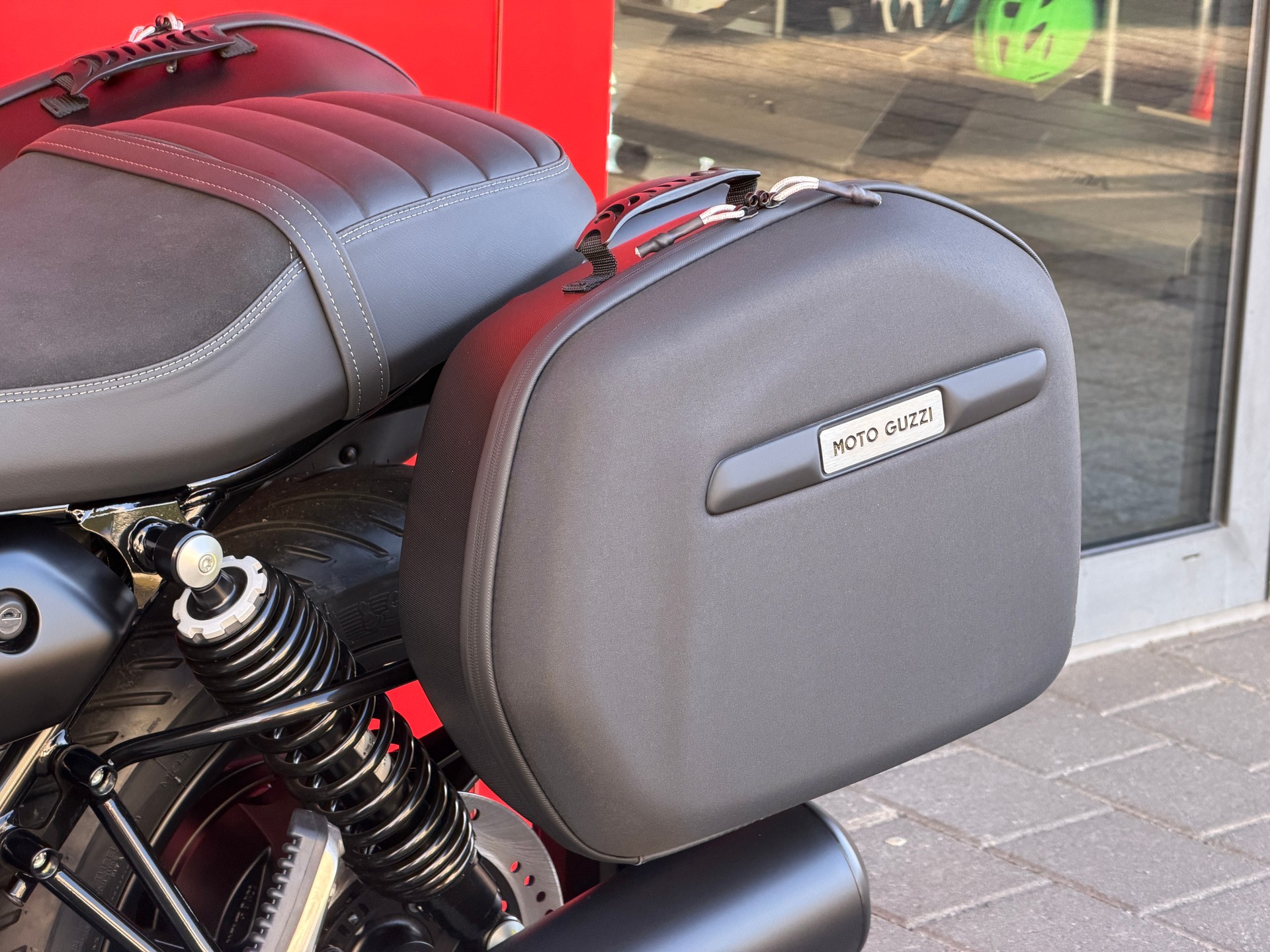 MOTO GUZZI V7 IV 850 Stone Touring (35kW)-image-7