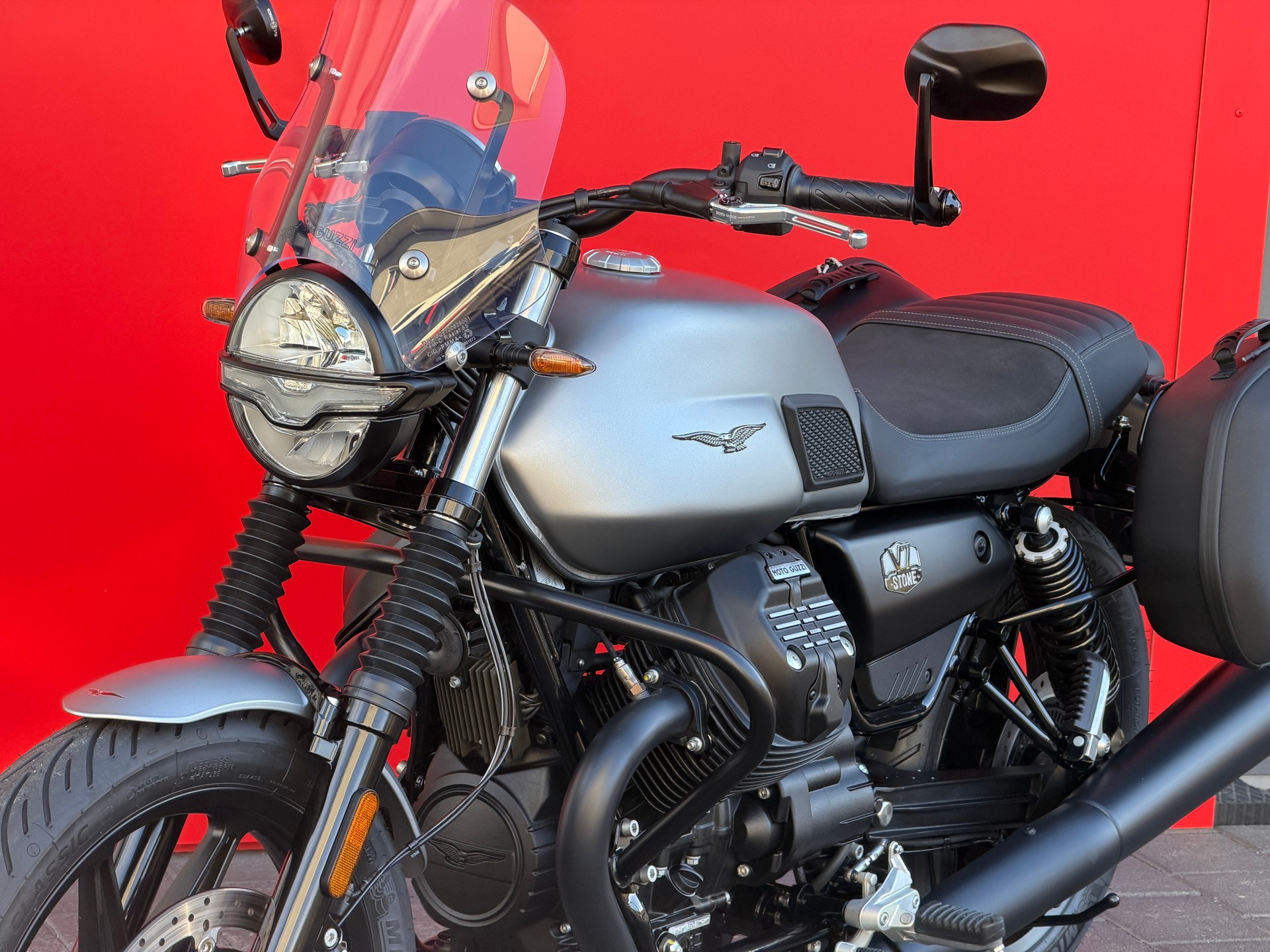 MOTO GUZZI V7 IV 850 Stone Touring (35kW)-image-3