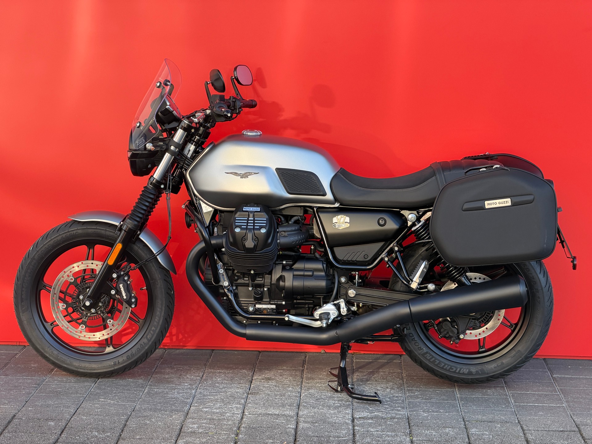 MOTO GUZZI V7 IV 850 Stone Touring (35kW)-image-2