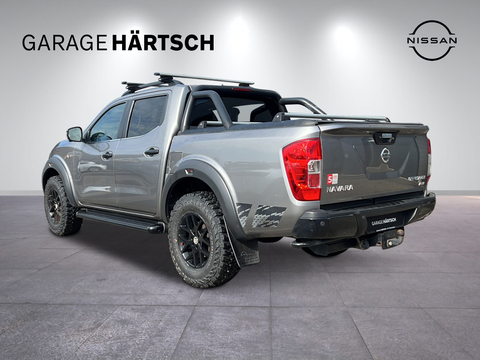 NISSAN Navara 2.3 dCi Double Cab AT32 N-Guard-showroom-element-3