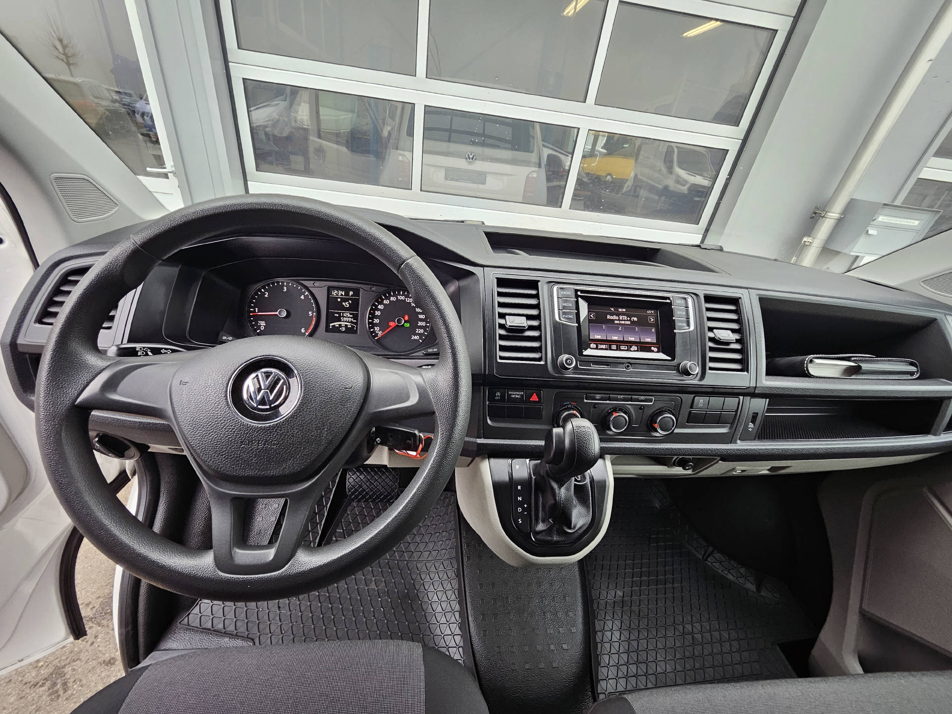 VW T6 Kaw. 3400 2.0 TDI 150 DSG 4motion * Anhängerkupplung * Nutzlast von 1'022KG * Frisch ab MFK *-image-11