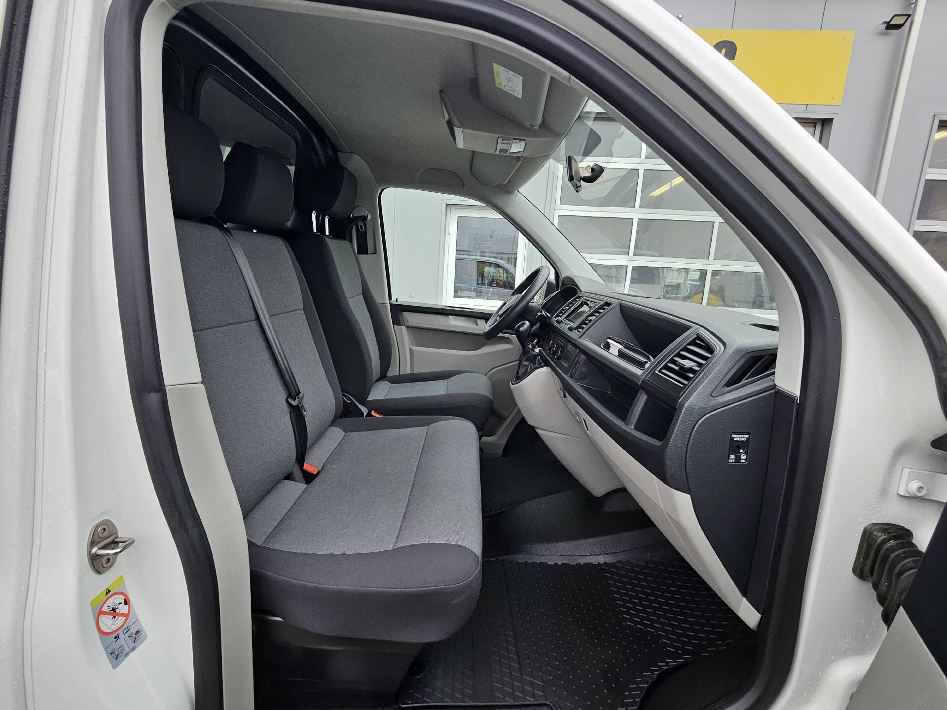 VW T6 Kaw. 3400 2.0 TDI 150 DSG 4motion * Anhängerkupplung * Nutzlast von 1'022KG * Frisch ab MFK *-image-15