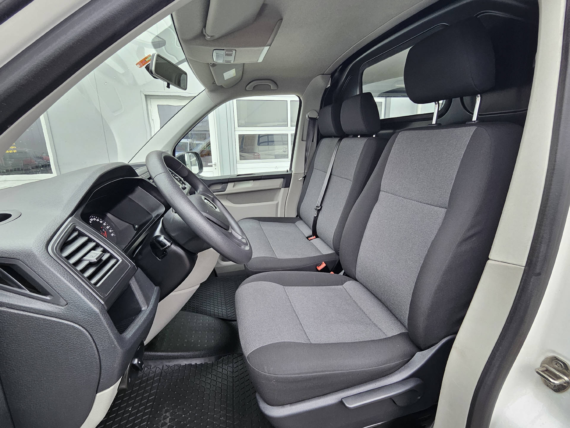 VW T6 Kaw. 3400 2.0 TDI 150 DSG 4motion * Anhängerkupplung * Nutzlast von 1'022KG * Frisch ab MFK *-image-13