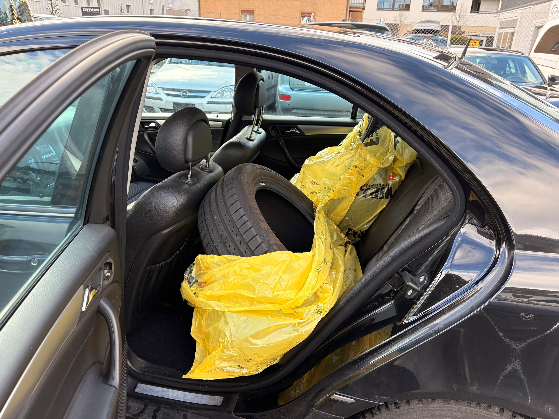 MERCEDES-BENZ C 240 Avantgarde 4Matic Automatic-image-7