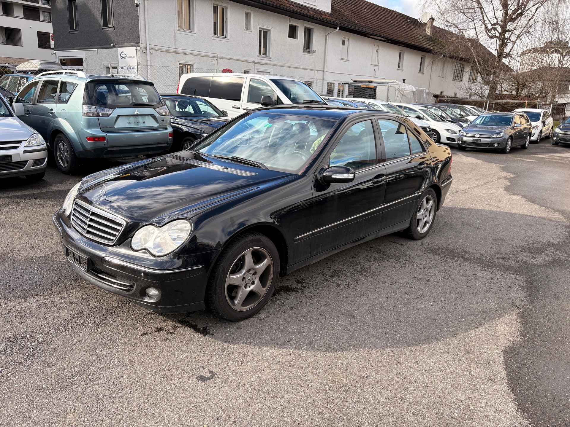 MERCEDES-BENZ C 240 Avantgarde 4Matic Automatic-image-1