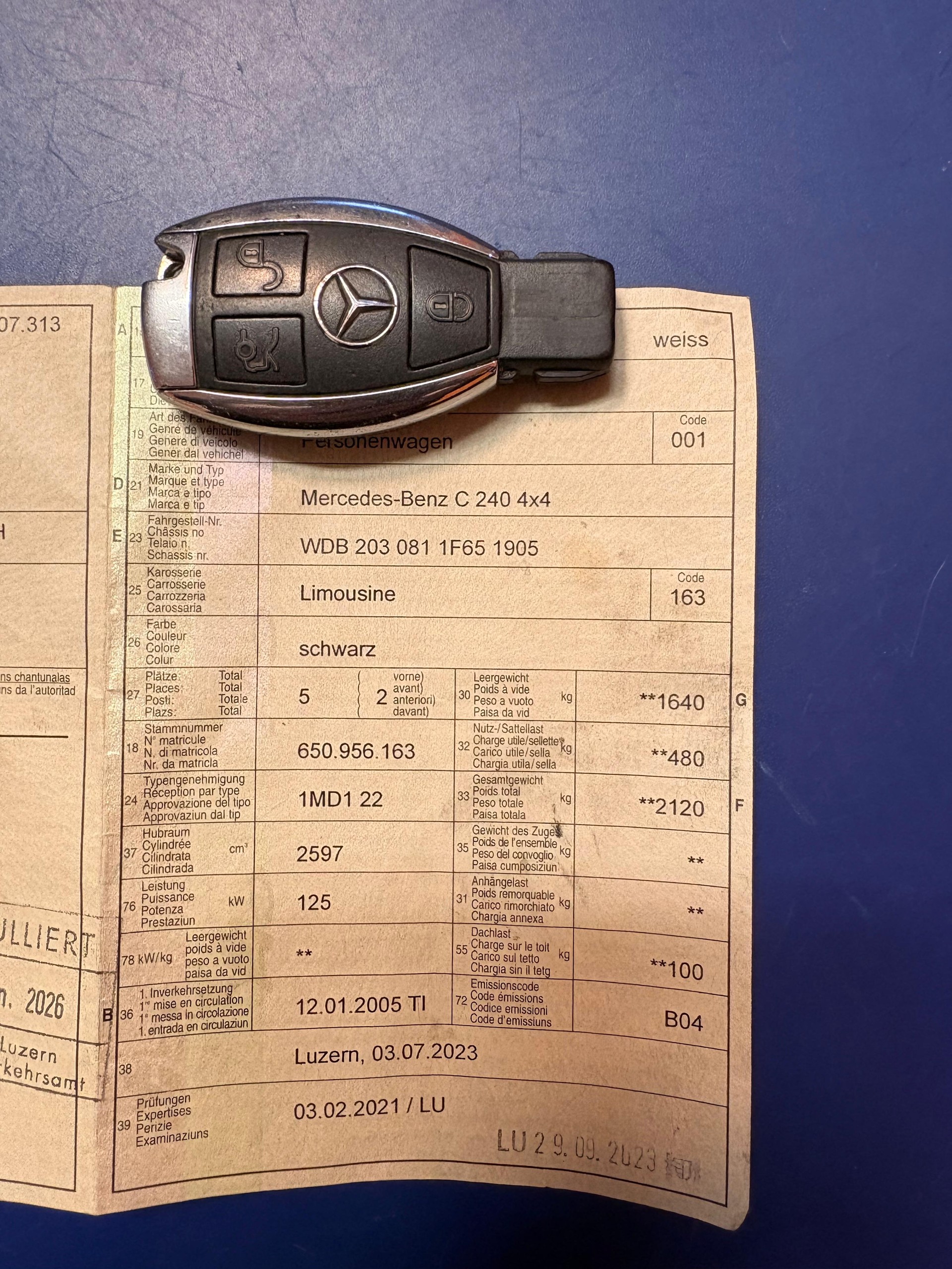 MERCEDES-BENZ C 240 Avantgarde 4Matic Automatic-image-8