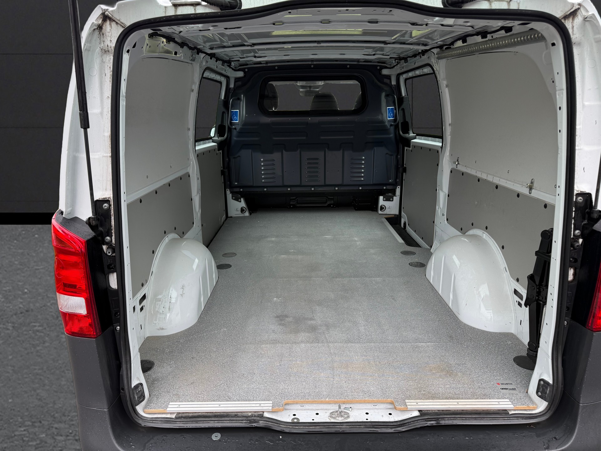 MERCEDES-BENZ Vito 114 CDI Extralang 9G-Tronic 4M Base-image-6