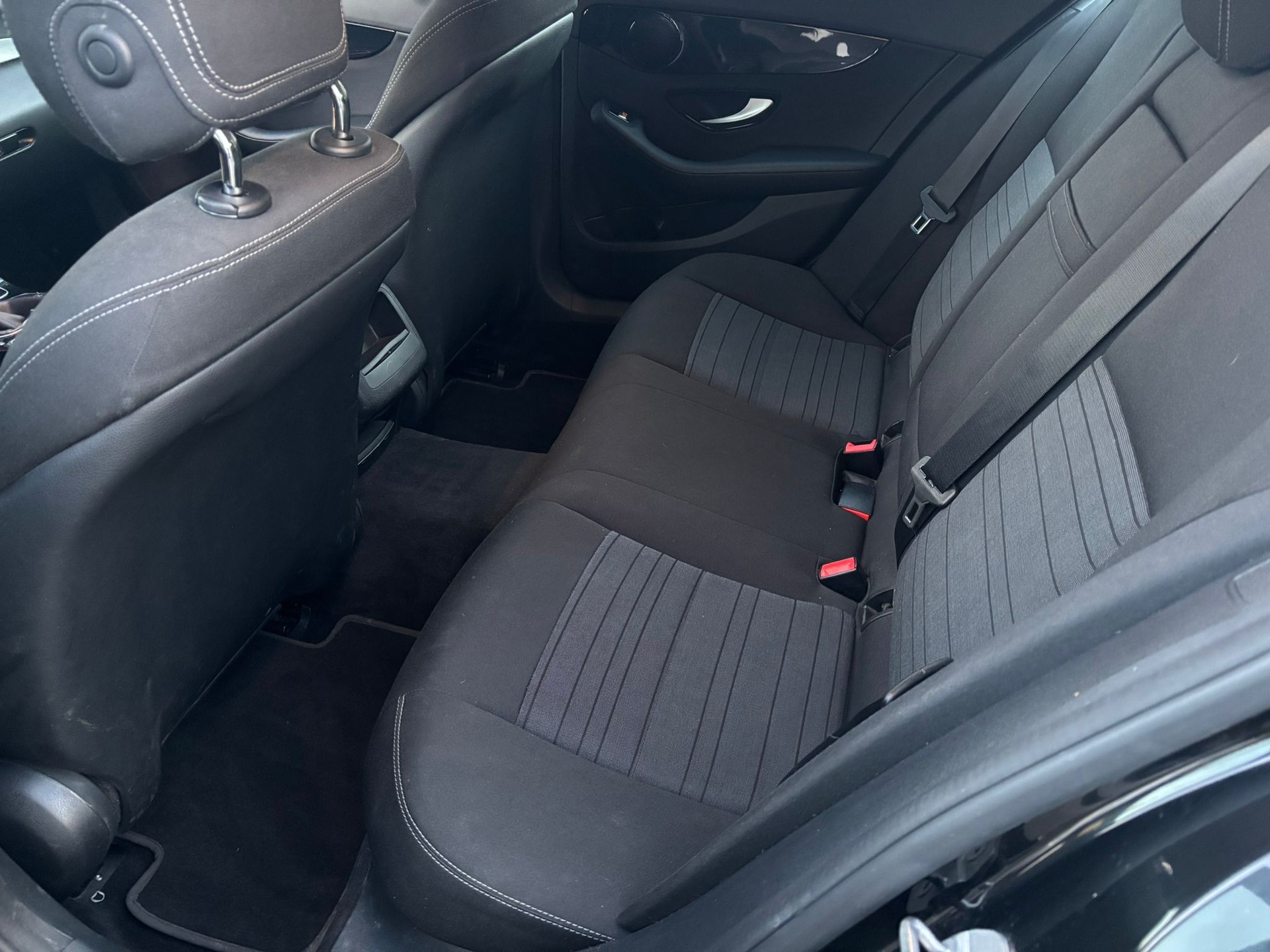 MERCEDES-BENZ C 200 BlueTEC-image-8
